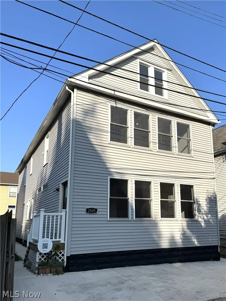 2525 Thurman Avenue, Cleveland, OH 44113 - #1