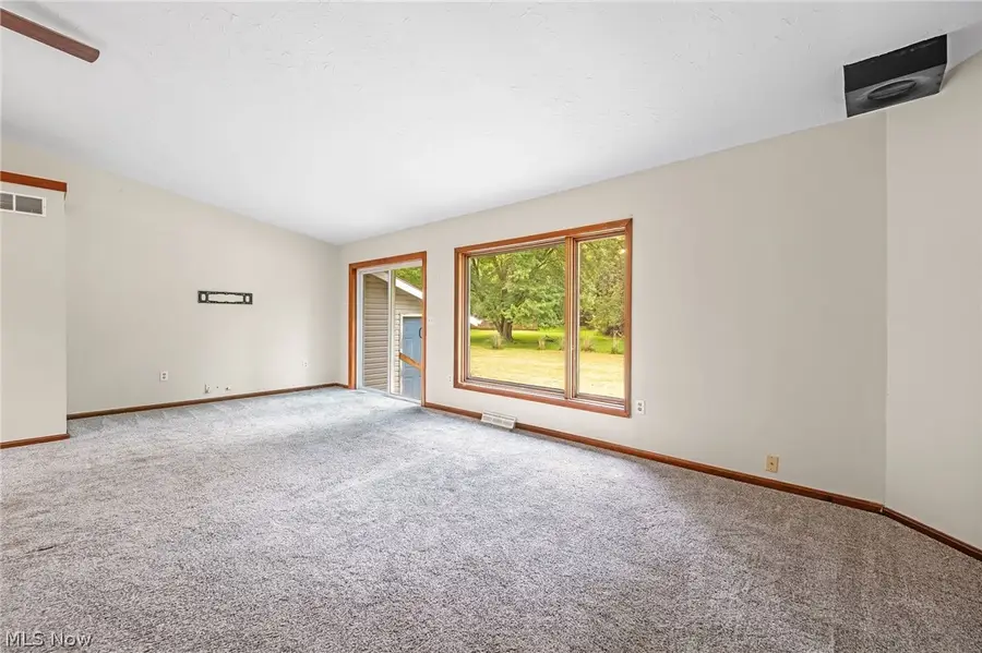 1038 E 21st Street, Ashtabula, OH 44004 - #3
