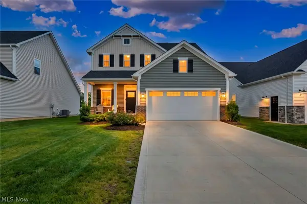 5394 Hawks Nest Circle, Sheffield Lake, OH 44054