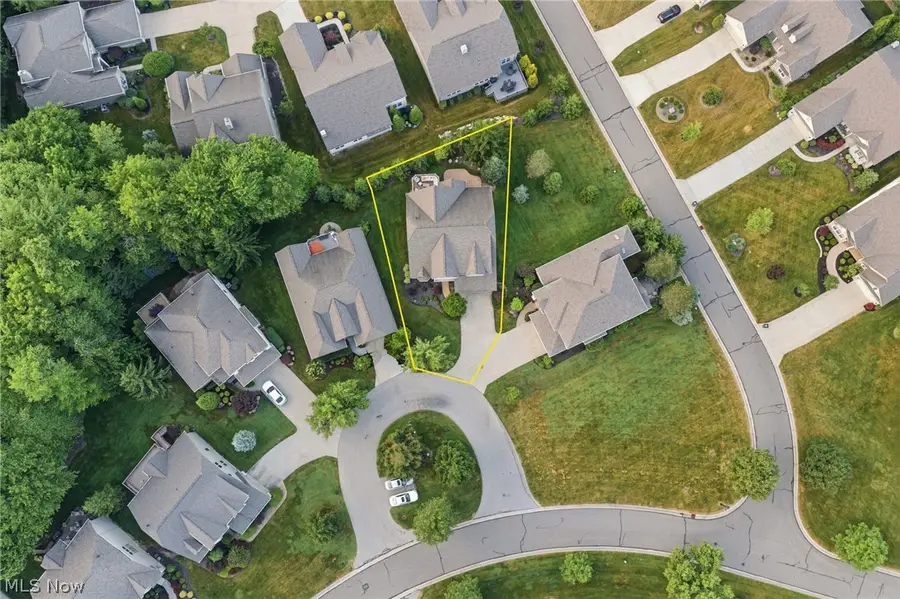 585 Burgess Circle, Aurora, OH 44202 - #3