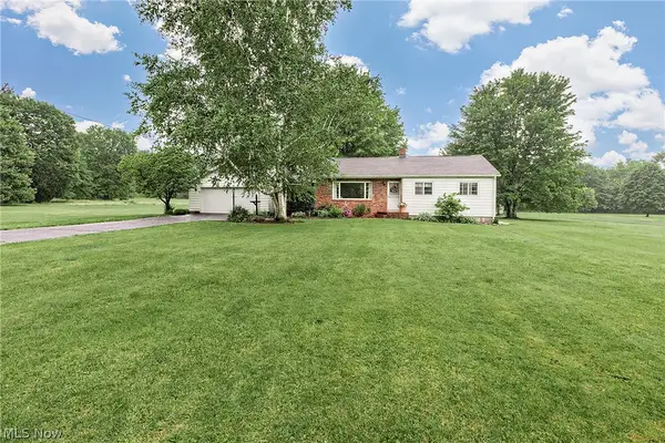 3706 New Hudson Road, Orwell, OH 44076