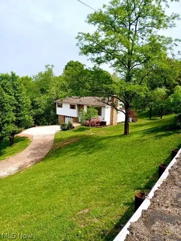 10 1st Court, Belpre, OH 45714 - #2