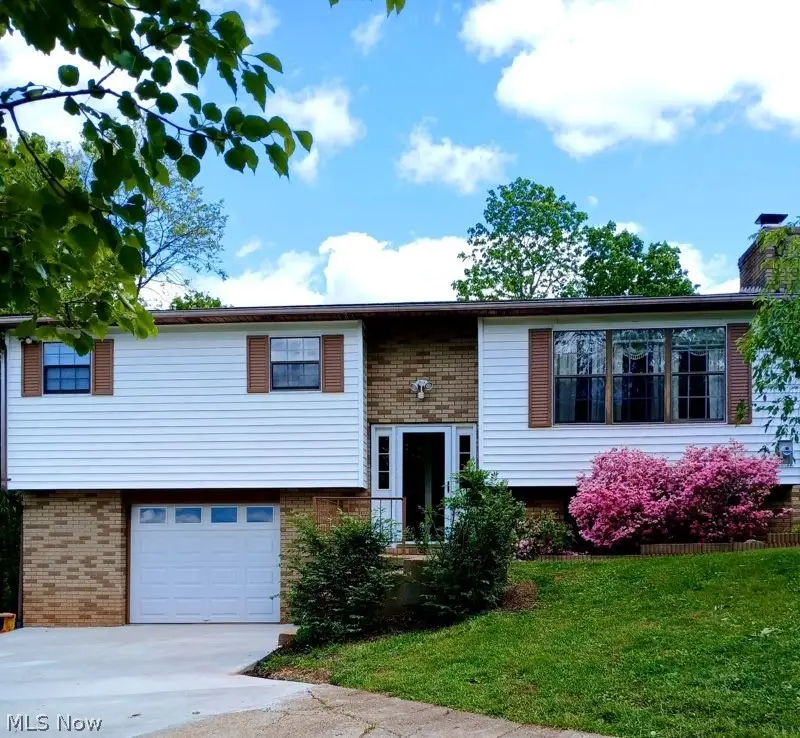 10 1st Court, Belpre, OH 45714 - #3