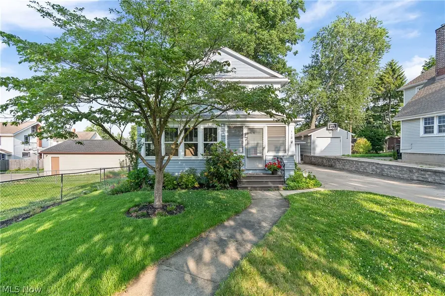 118 Gordon Avenue, Wadsworth, OH 44281 - #3
