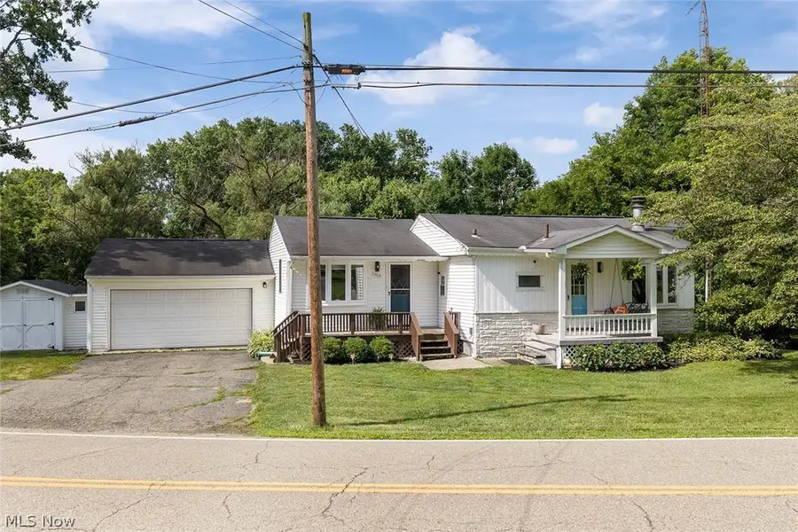 4631 Crystal Lake Nw Avenue, Canal Fulton, OH 44614 - #3