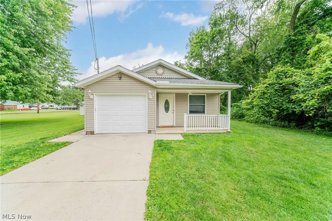 959 Midway Boulevard, Painesville, OH 44077 - #1