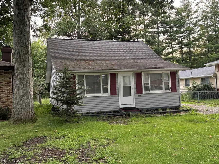 656 Hazelwood Avenue, Vermilion, OH 44089 - #2