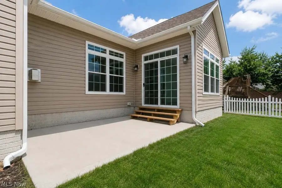 511 Lanmark Cove, Painesville, OH 44077 - #2