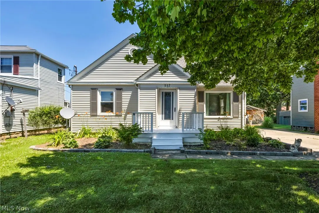 517 Gulf Road, Elyria, OH 44035 - #1