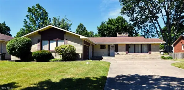 1878 Caronia Drive, Lyndhurst, OH 44124