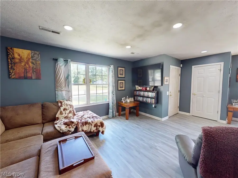 9552 Cloverleaf Road, Windham, OH 44288 - #2