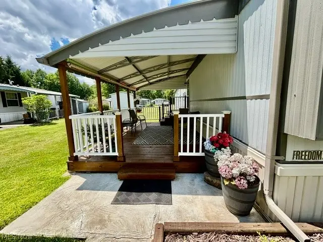 62 Manor Drive, Brookfield, OH 44403 - #3
