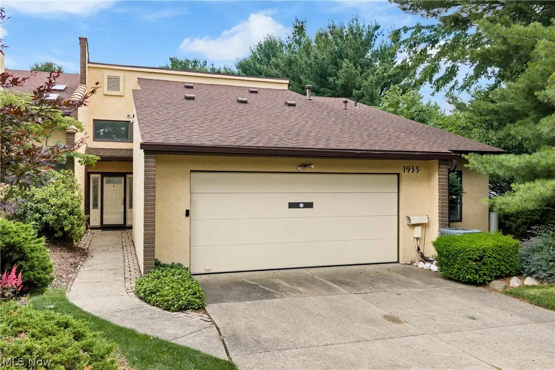 1935 Brookwood Drive, Akron, OH 44313 - #1