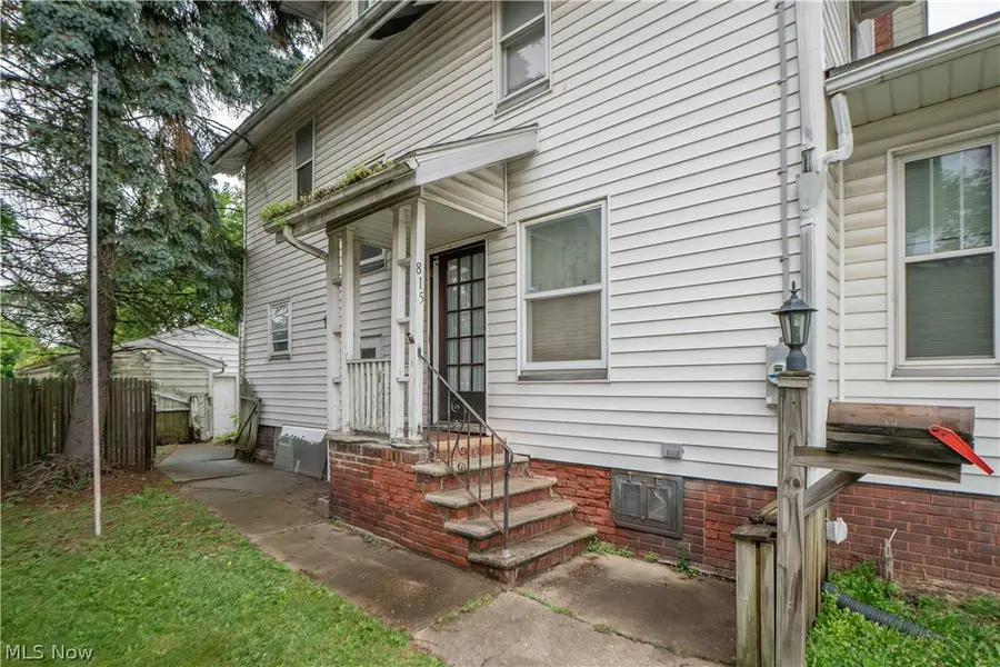 815 Broad Nw Avenue, Canton, OH 44708 - #2