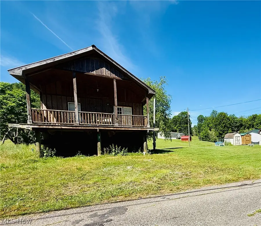 42 Stewart Street, Creston, WV 26141 - #3