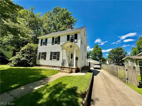 211 Morrison Avenue, Cuyahoga Falls, OH 44221