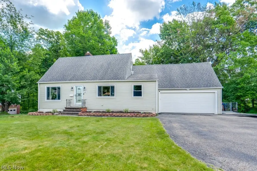 7447 Midland Road, Independence, OH 44131 - #2