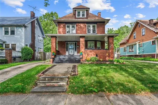 2081 West Boulevard, Cleveland, OH 44102