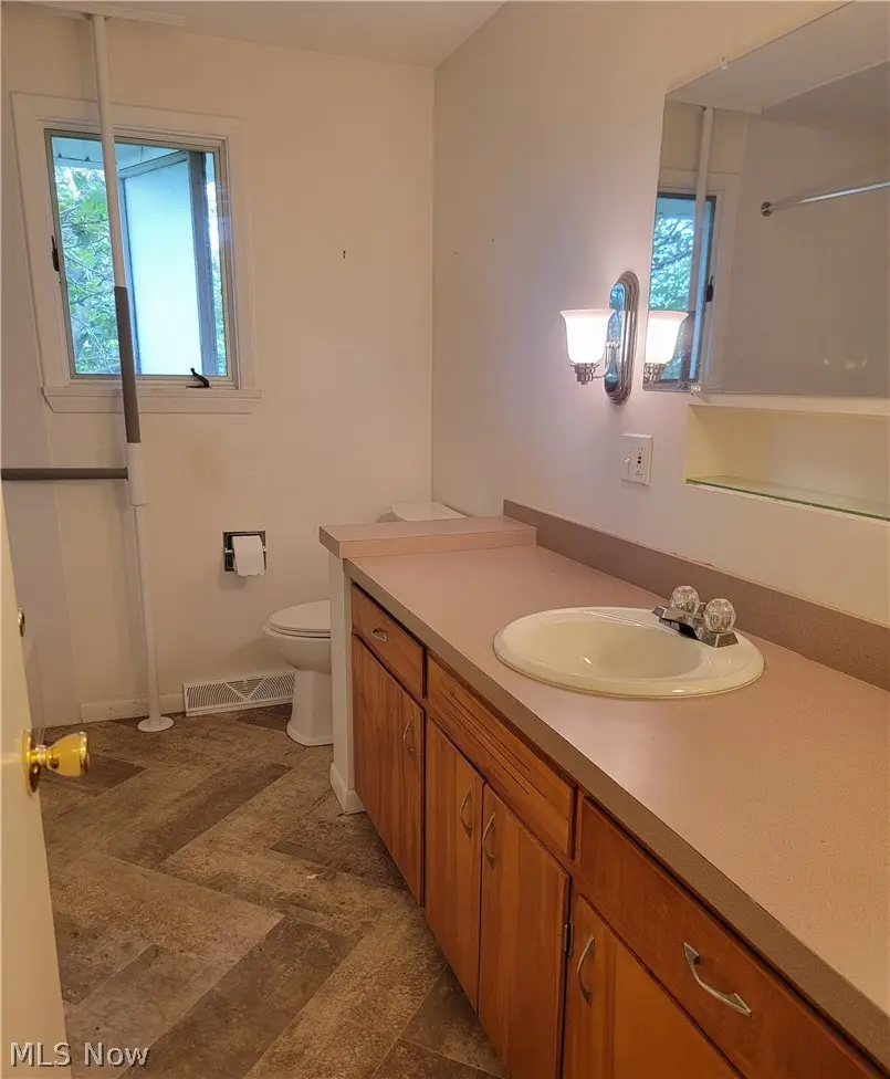 2702 Idlewood Place, Lorain, OH 44052 - #3