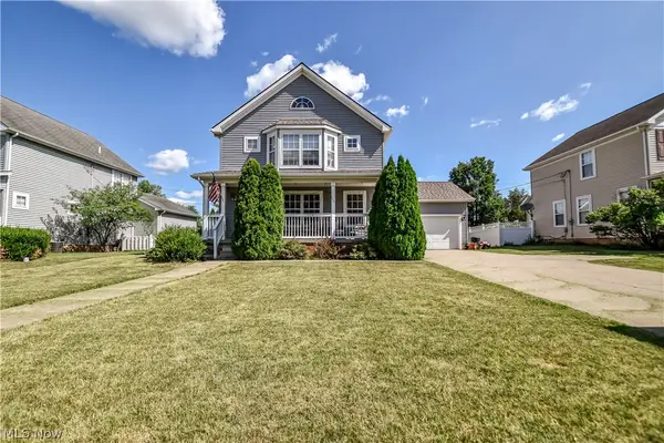 23851 Rockside Road, Bedford Heights, OH 44128