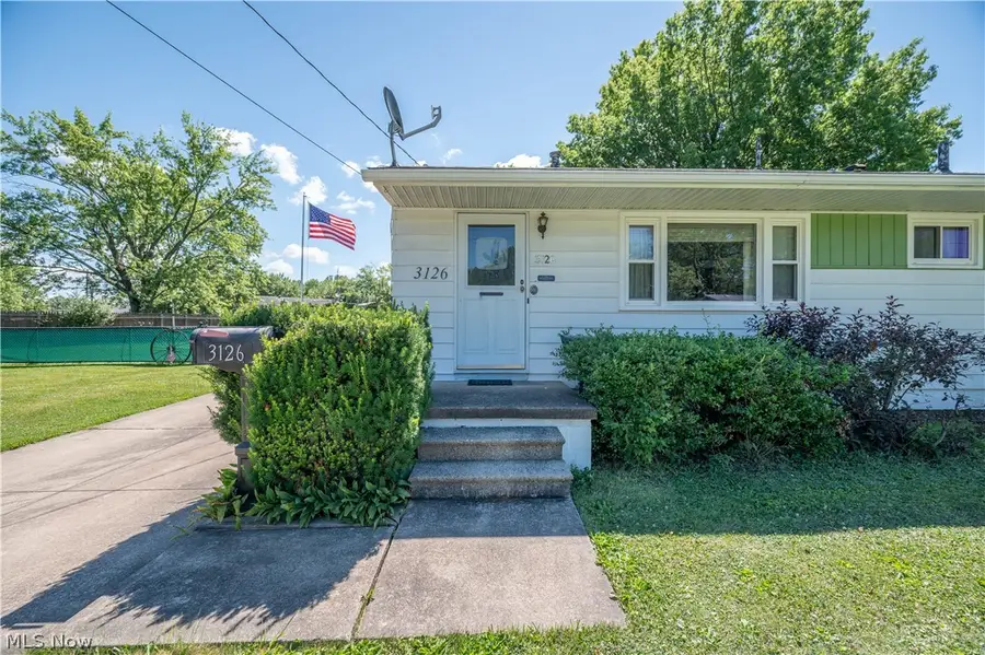 3126 Linda Nw Drive, Warren, OH 44485 - #2