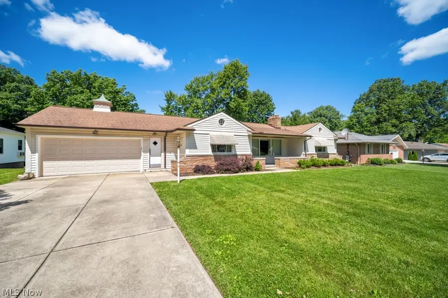 7988 Wright Road, Broadview Heights, OH 44147 - #2