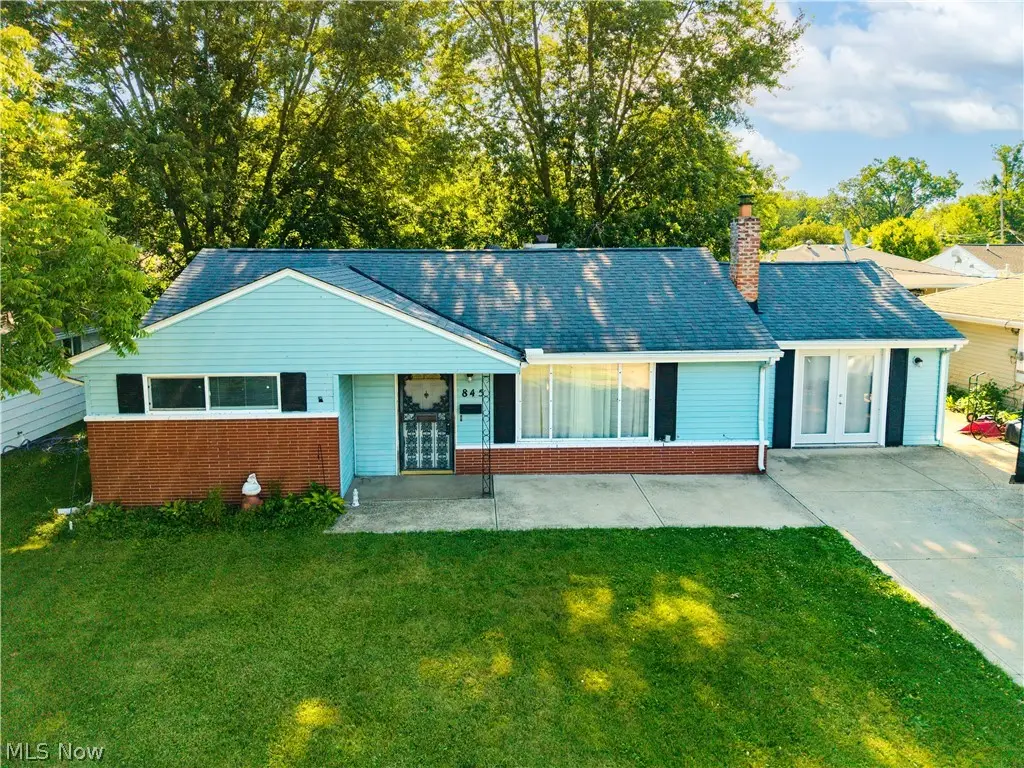 845 Mansfield Street, Sheffield Lake, OH 44054 - #1