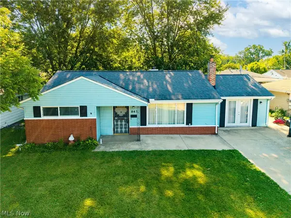 845 Mansfield Street, Sheffield Lake, OH 44054