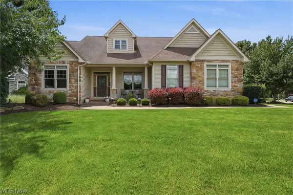 1070 Wedgefield Ne Court, North Canton, OH 44720