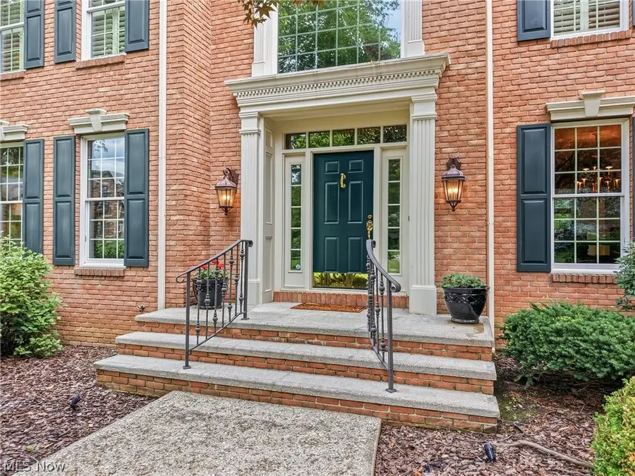 312 Aberdeen Lane, Aurora, OH 44202 - #3