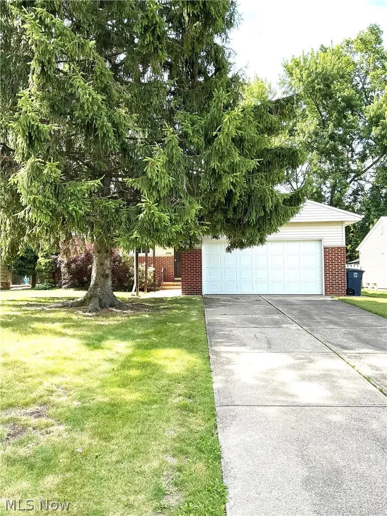 4950 N Sedgewick, Lyndhurst, OH 44124 - #1
