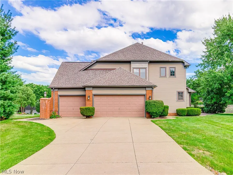 4350 Bramble Drive, Copley, OH 44321 - #3