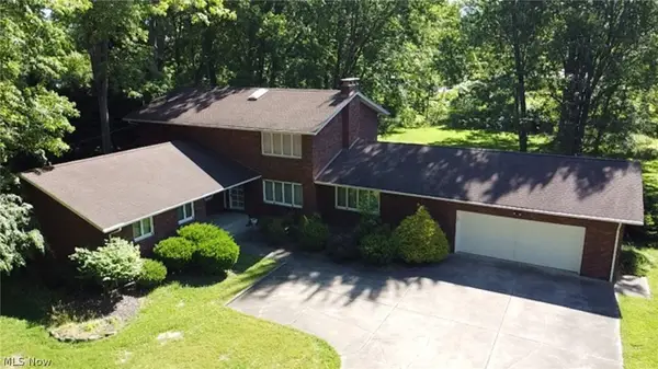 7421 W Parkside Drive, Youngstown, OH 44512