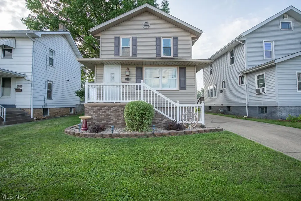 1135 Eastport Avenue, Uhrichsville, OH 44683 - #1