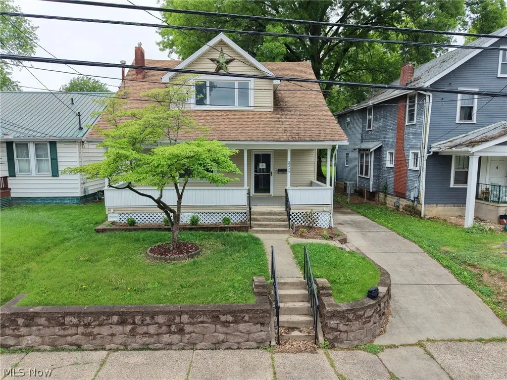 2329 Broad Street, Parkersburg, WV 26101 - #1
