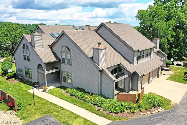4052 Saint Andrews Court #4, Canfield, OH 44406
