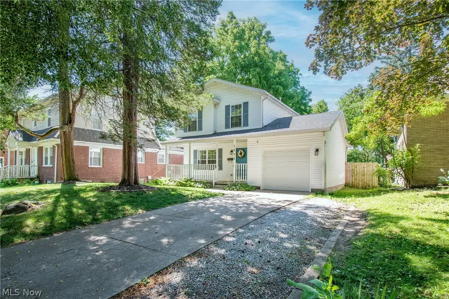 1270 Delia Avenue, Akron, OH 44320 - #2