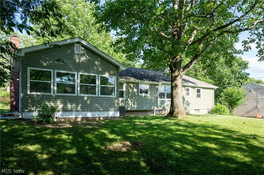 4126 Stratford Road, Youngstown, OH 44512 - #3