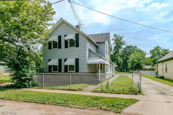 3295 W 46th Street, Cleveland, OH 44102