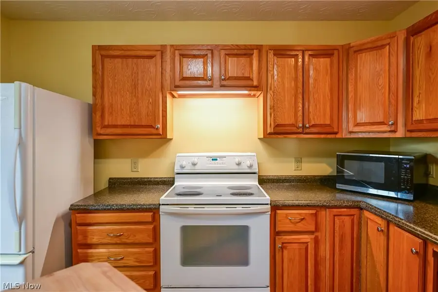 14 Connett Road, The Plains, OH 45780 - #3