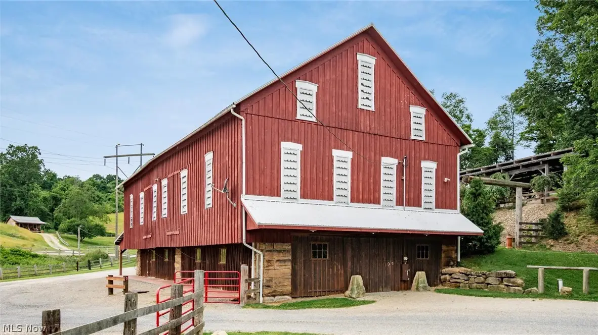 2665 Sub Station Ne Road, New Philadelphia, OH 44663 - #1