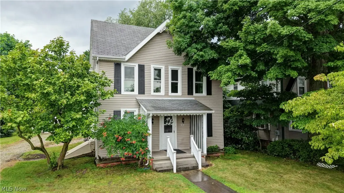 305 Main W Street, Beach City, OH 44608 - #1