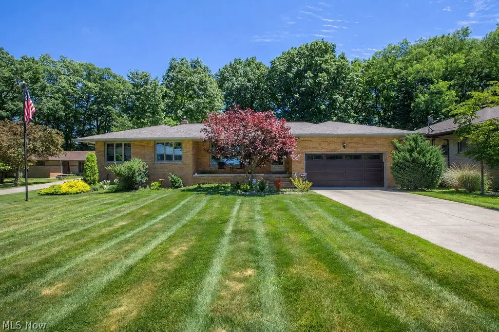 7165 Glencairn Drive, Parma, OH 44134 - #1