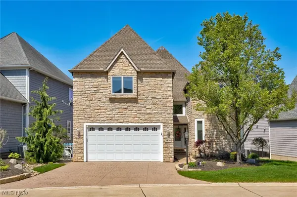 3836 Heron Watch Drive, Akron, OH 44319