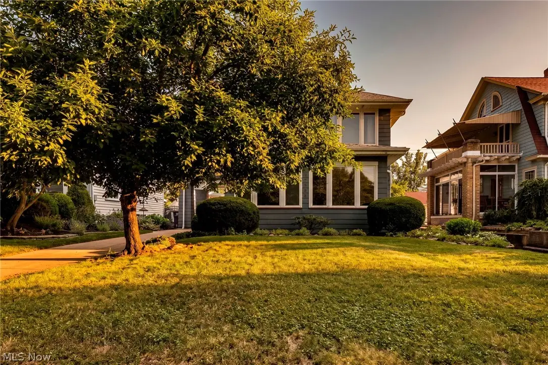 17435 Lake Avenue, Lakewood, OH 44107 - #1