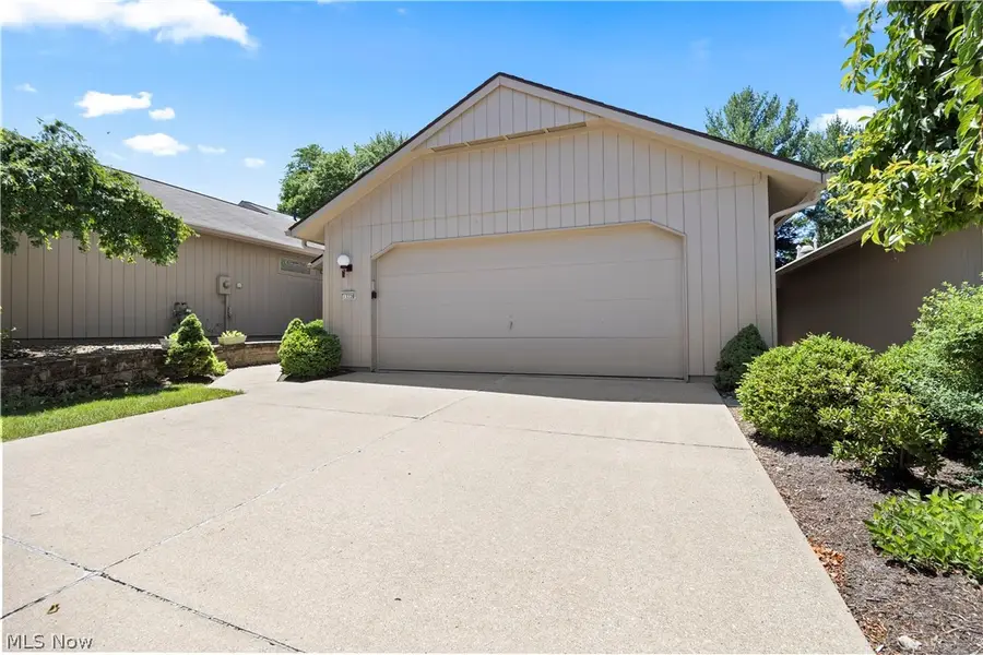 13228 Olympus Way, Strongsville, OH 44149 - #3