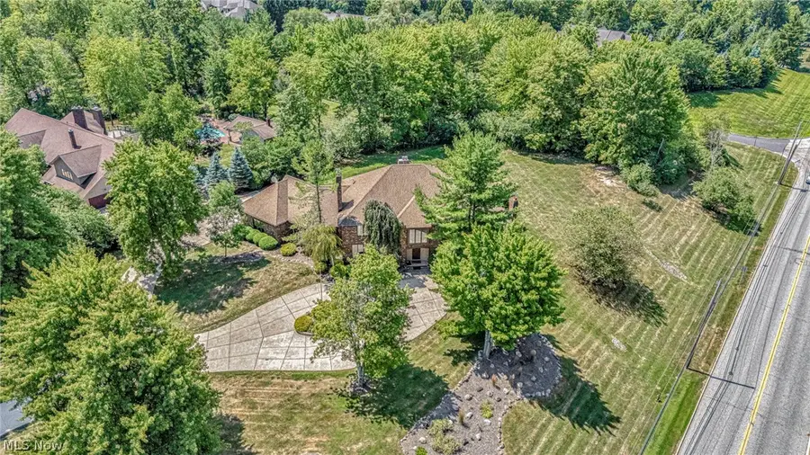 10 Woodburn Drive, Moreland Hills, OH 44022 - #3