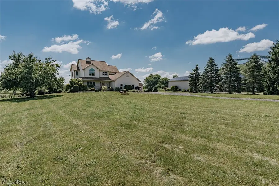 5174 Oakhill Street, Louisville, OH 44641 - #2