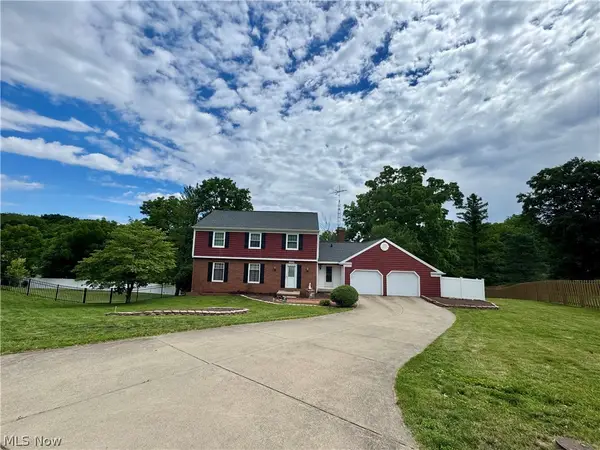 1679 Lakeview Ne Square, Bolivar, OH 44612