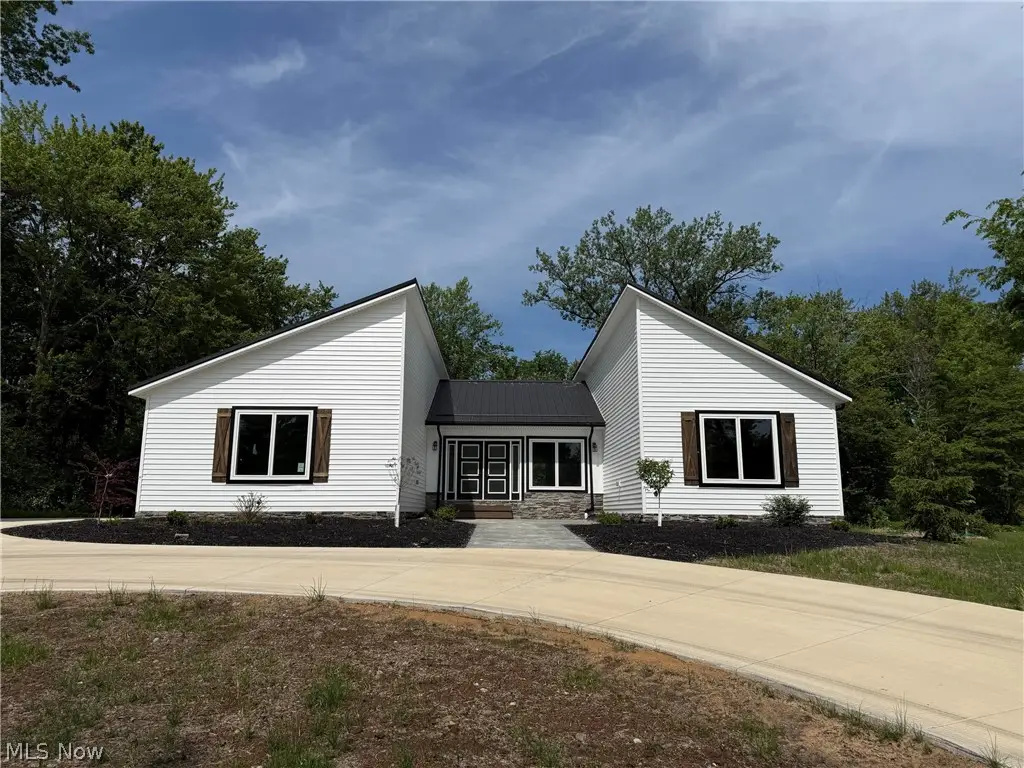 3940 Ellendale Road, Moreland Hills, OH 44022 - #1